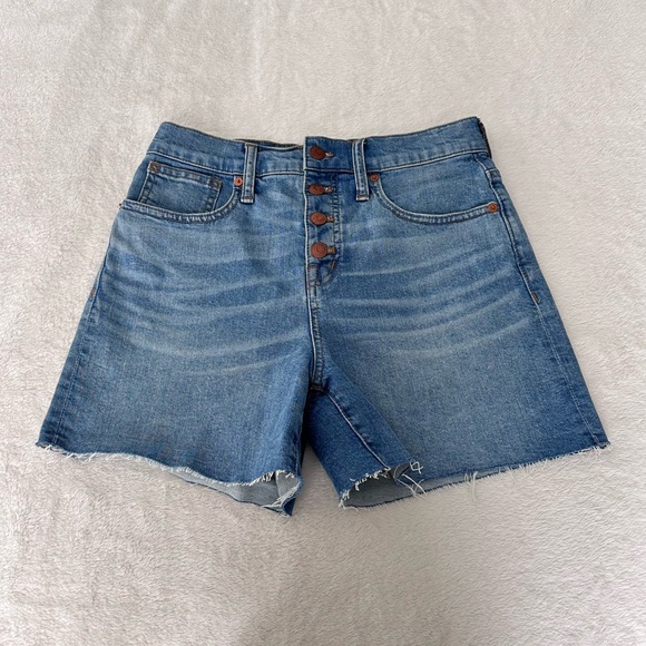 *SOLD* Madewell High-Rise Denim Shorts Button-Front Edition Size 26 - Picture 3 of 11
